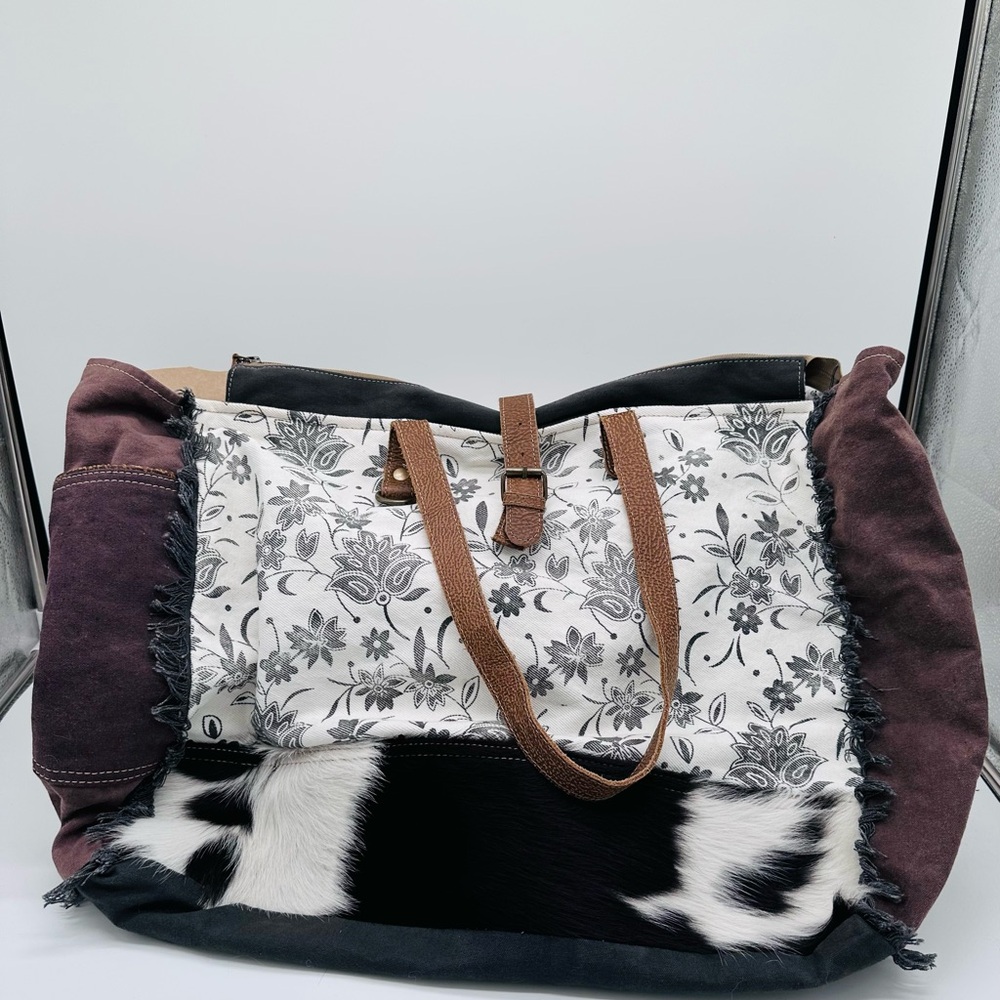 MYRA URSINIA WEEKENDER BAG